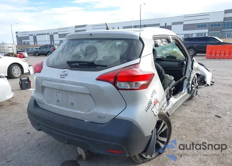 2018 Nissan Kicks Sv from USA, damaged, VIN 3N1CP5CU2JL507476